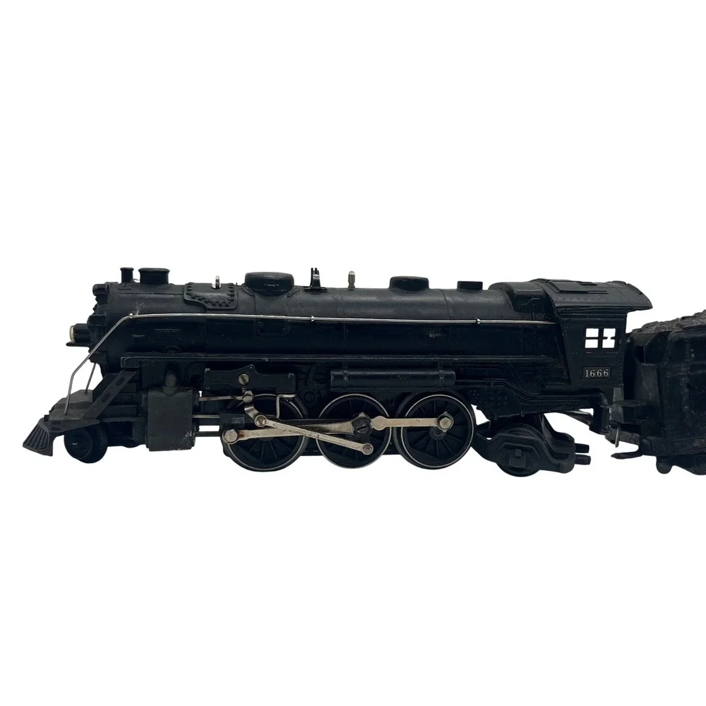 Lionel 1666 Steam Locomotive and 2466W Gauge Vintage Train Black AS IS